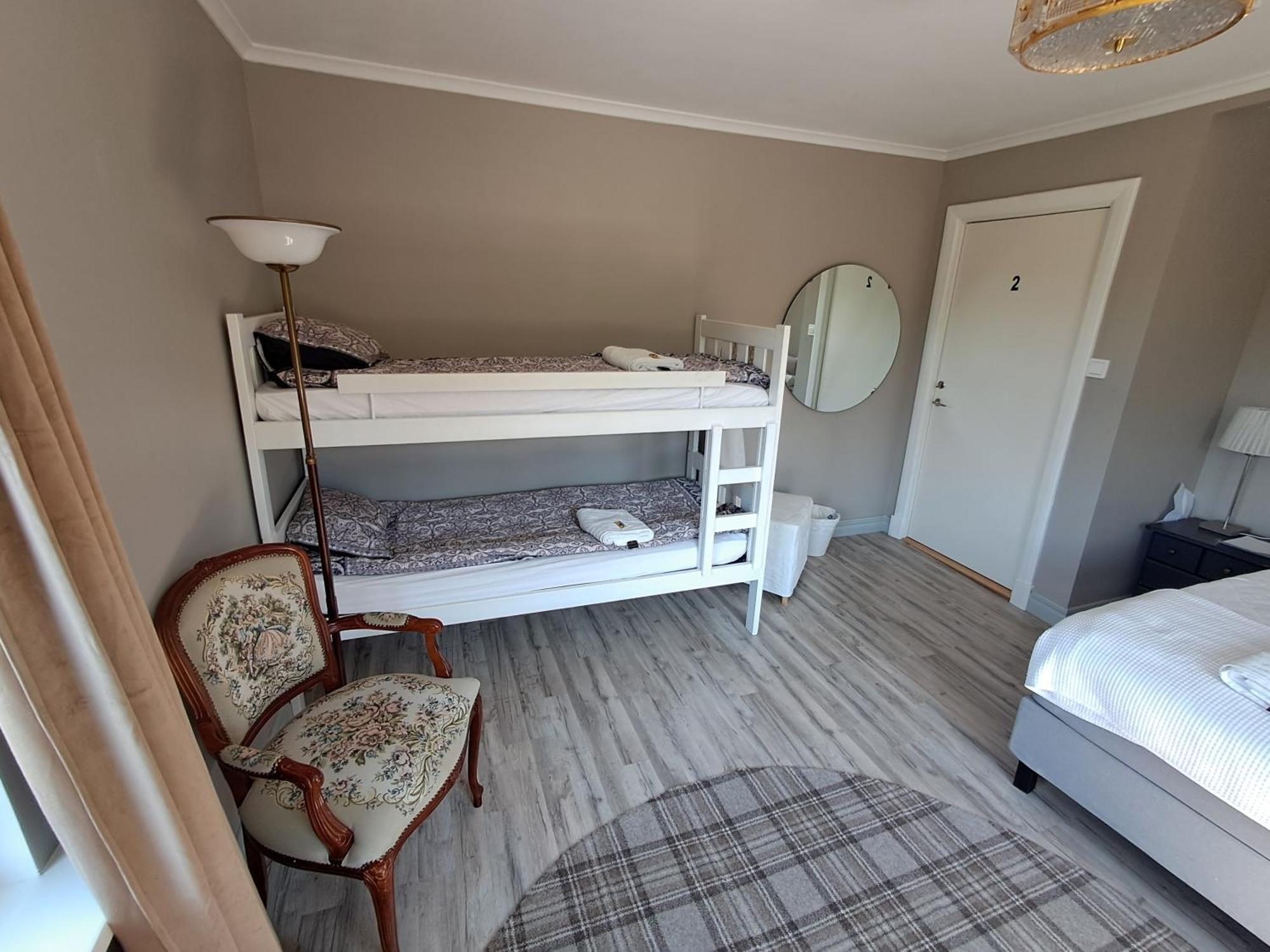 Ankis Bed And Brekfast, Виммербю Экстерьер фото